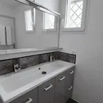 شقة With Jacuzzi And Courtyard In