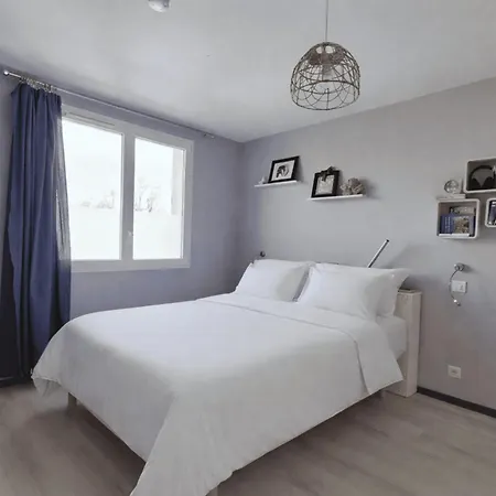 Apartamento With Jacuzzi And Courtyard In