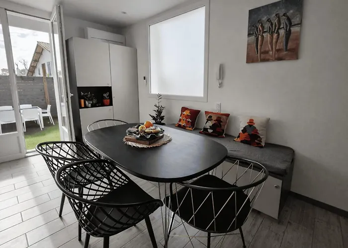 With Jacuzzi And Courtyard In