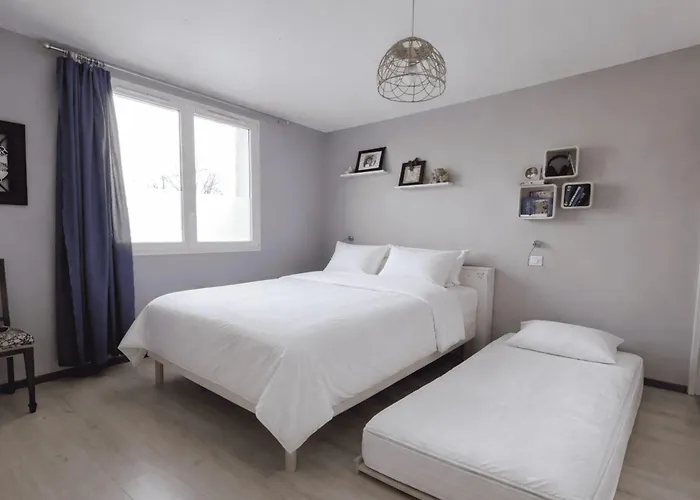 Apartament With Jacuzzi And Courtyard In